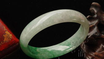 善潤翡翠珠寶 天然翡翠手鐲、戒指、項飾、耳飾鑲金鉆全解析