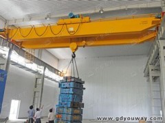 南寧電動葫蘆橋式起重機施工現(xiàn)場及供應產(chǎn)品介紹